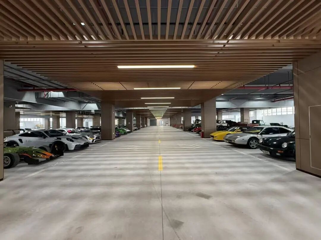 速度与经典碰撞！嘉定综保区赛车＆老爷车开放日来了