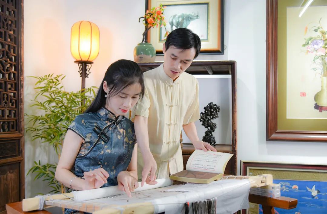 一针一线，何以传家风？