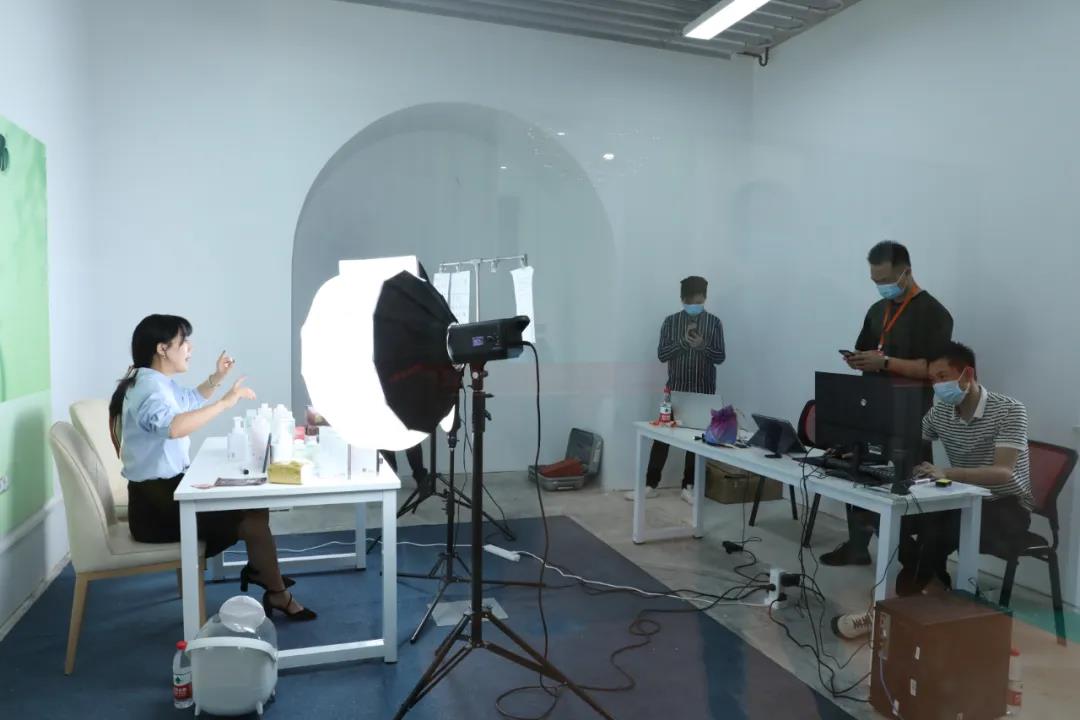 微信图片_20220113120135.jpg