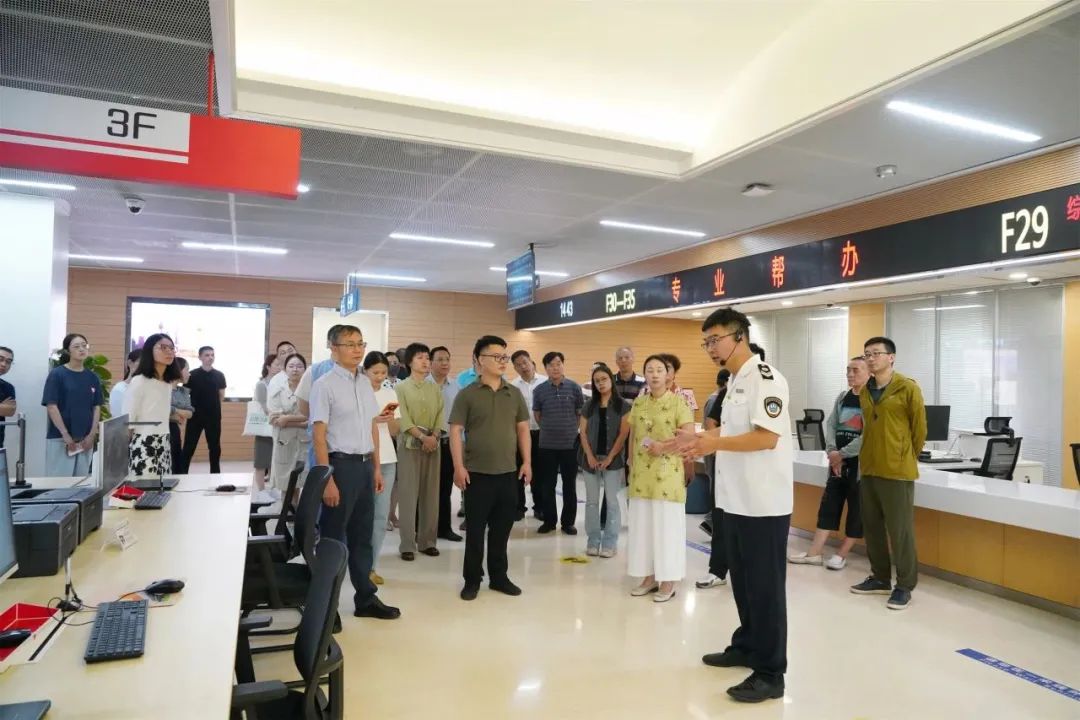 健康营商，服务为民！区卫生健康委举行“政府开放月”活动